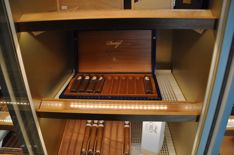 7 Pitfalls to Avoid for the New Cigar Smoker: Smoking Too Fast, Over humidification, under humidification, cutting too much of your cigar, buying boxes too soon, judging others, going for the most expensive cigars too soon, and overthinking your cigar